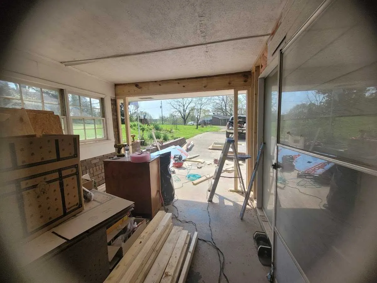 Air movers and dehumidifier for Drying & Dehumidification in Prien